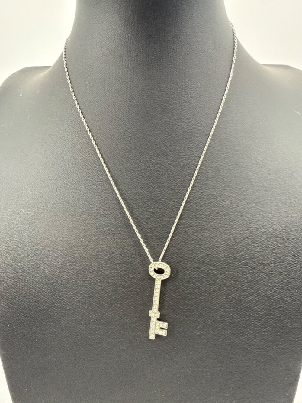 Express Rhinestone Pave Key Pendant Necklace Silver Tone Chic Trendy Dainty